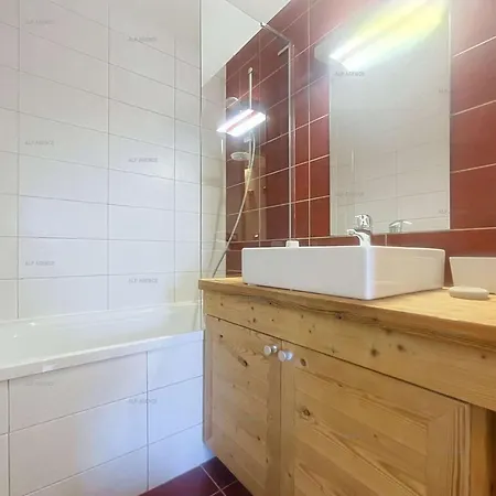 Appartement Résidence Le Nanda Devi - 3 Pièces 4/5 Couchages- Le Nanda Devi 123nd- Plagne Centre Wifi, Très Bon Confort - Mae-0564 La Plagne